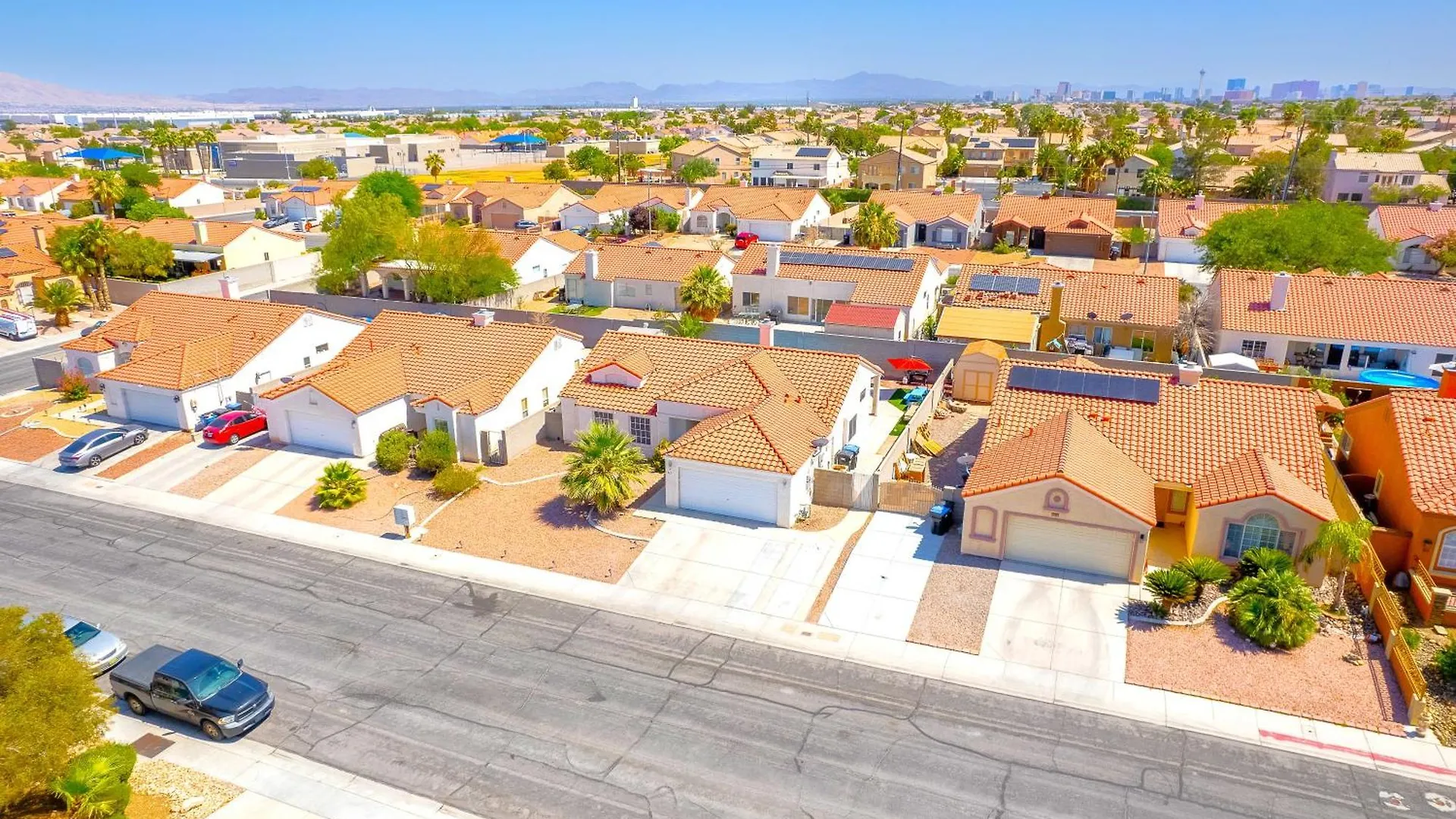 Private Guestrooms In North Las Vegas Area 0*,